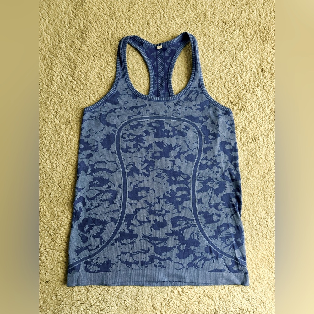Lululemon Swiftly Tank - Great Condition - Size 8 - image 1